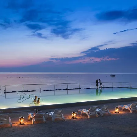 Maravea Holiday Homes 4*