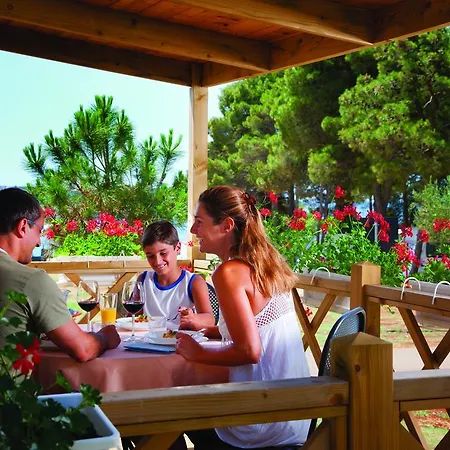פארק נופש Maravea Holiday Homes