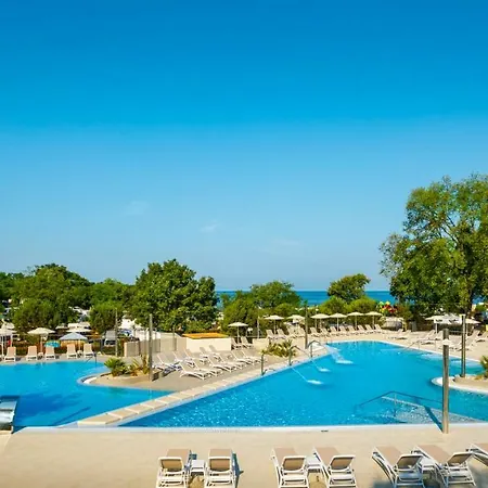 Maravea Holiday Homes 4* Mareda